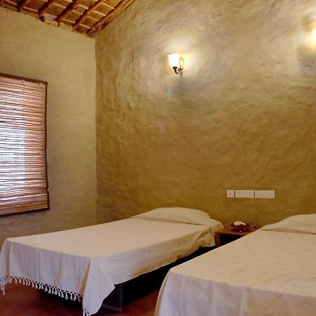 Hôtel Dr. Sudha'S Ayurveda à Muzaffarnagar Extérieur photo