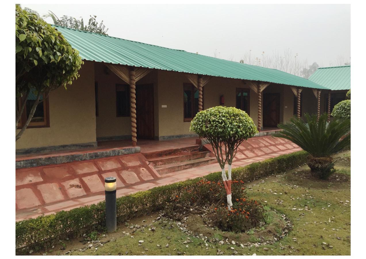Hôtel Dr. Sudha'S Ayurveda à Muzaffarnagar Extérieur photo